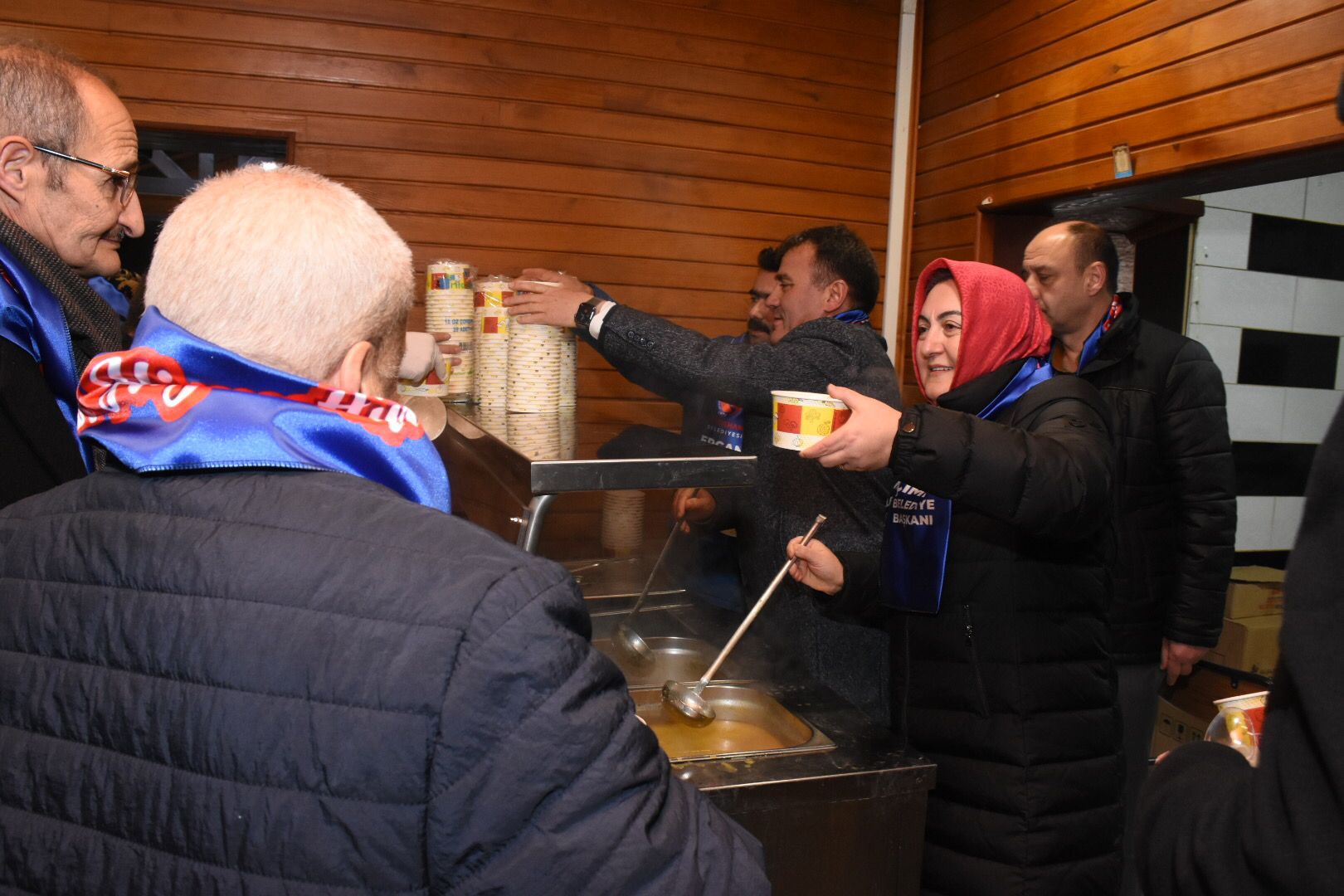 AK Parti SKM bürosu açıldı 8