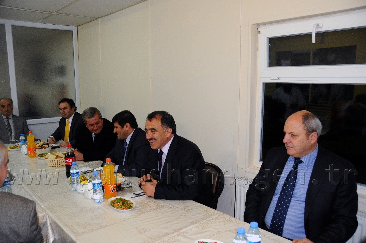 Vali Mayda Sanayici ve İşadamlarıyla Bir Araya Geldi 5