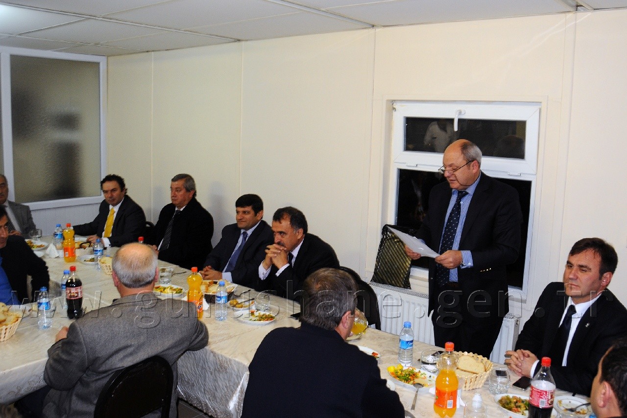 Vali Mayda Sanayici ve İşadamlarıyla Bir Araya Geldi 9