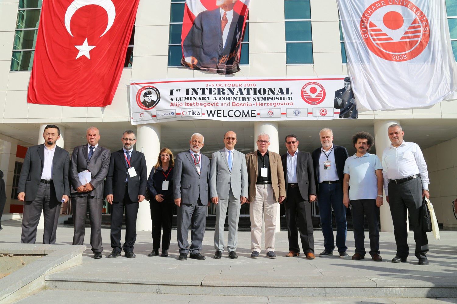 Sempozyum ikinci gününde devam ediyor 8