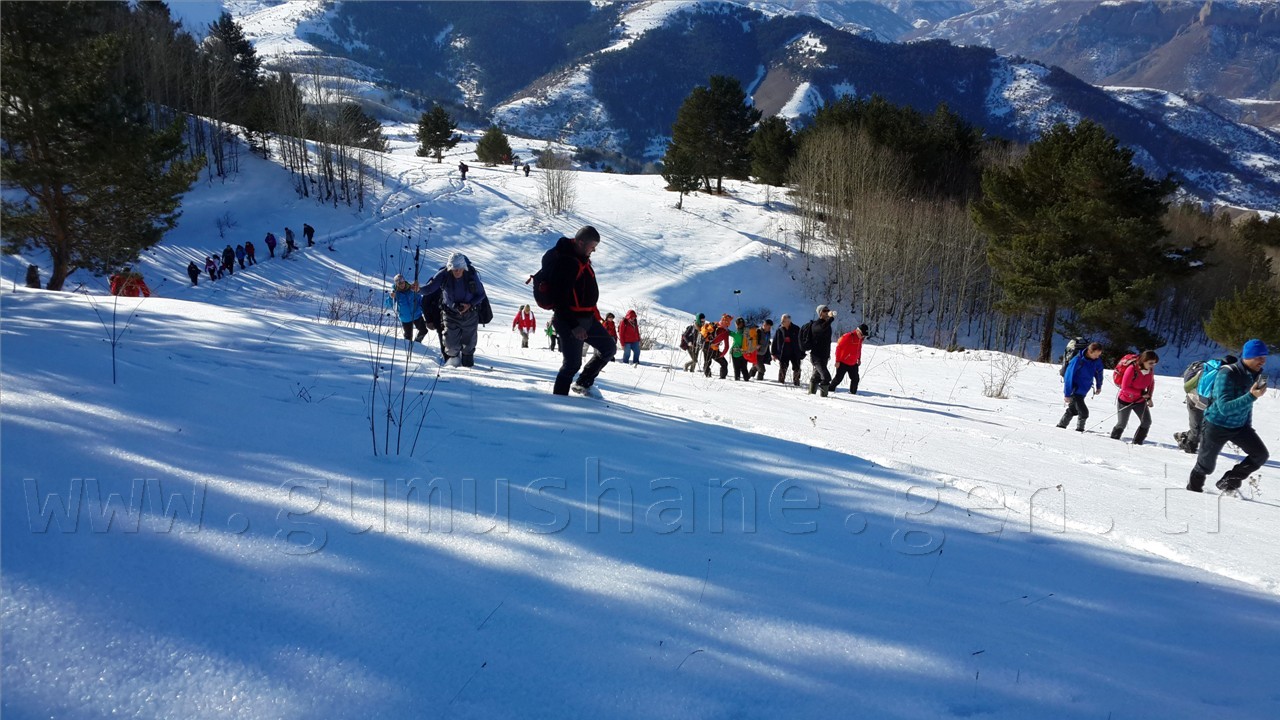 Gümüşhane’de Dağcılar Sarıkamış Şehitleri İçin Yürüdü 16