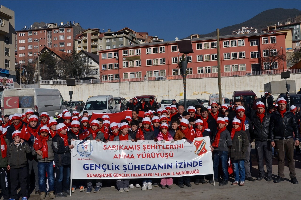 Gümüşhane Sarıkamış Şehitleri İçin Yürüdü 10