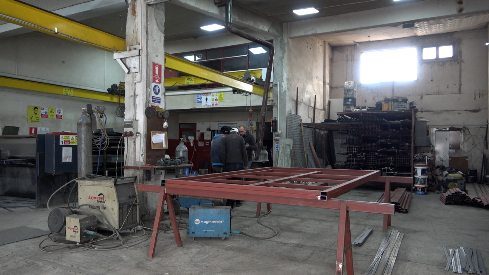 Alevler içinde kalan işçinin arkadaşları o anları anlattı 4