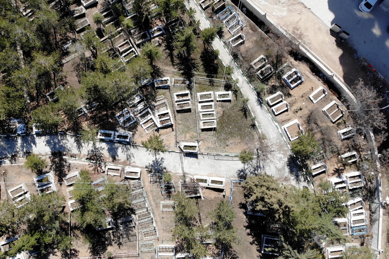 Gümüşhane'de 57 yıllık mezarlıkta kıble tartışması 3