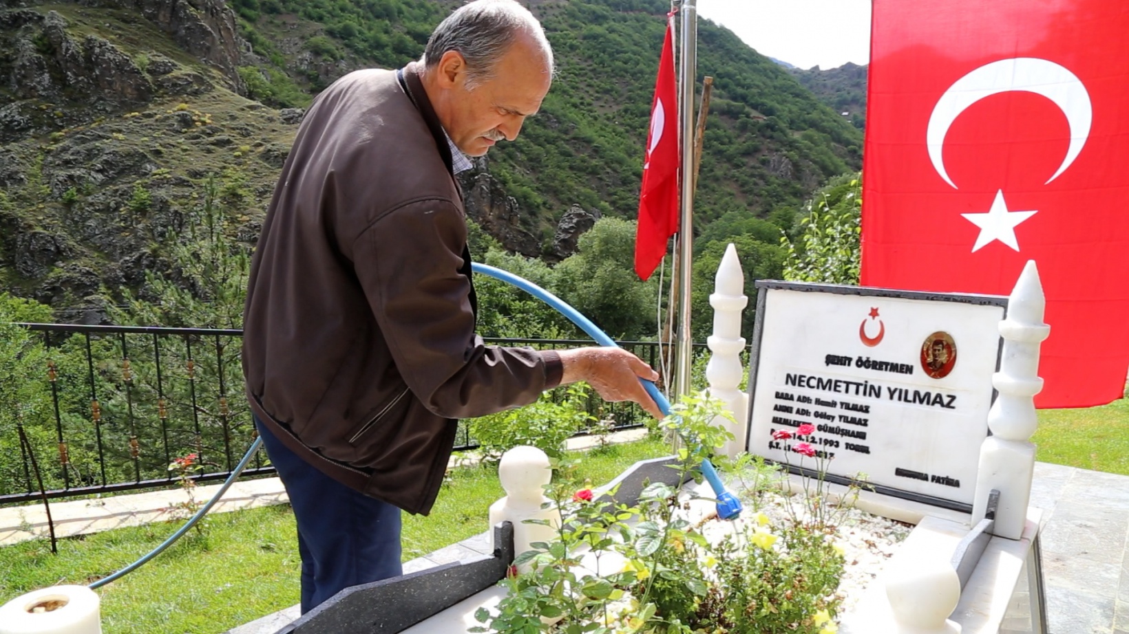 Şehit öğretmenin hatırası için orman oluşturuldu 7