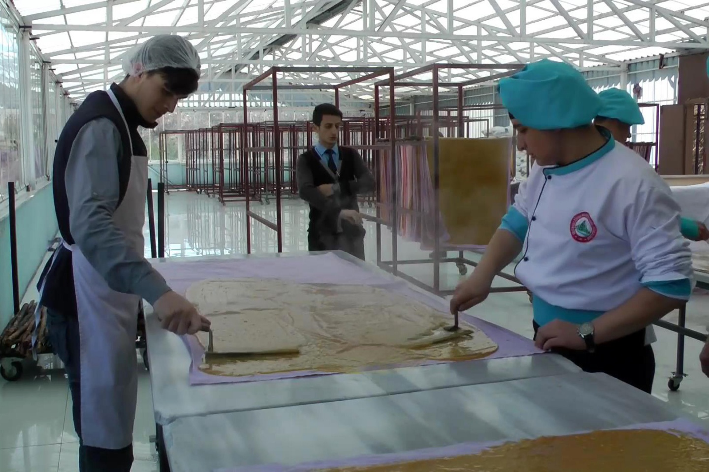 Geleceğin pestil-köme üreticileri işbaşında 8