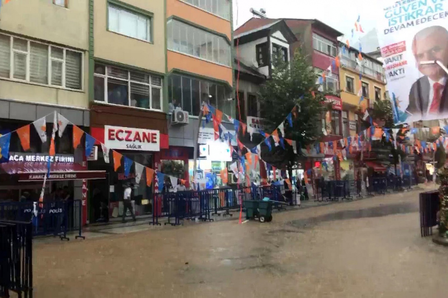 Gümüşhane’yi yağmur ve dolu vurdu 2