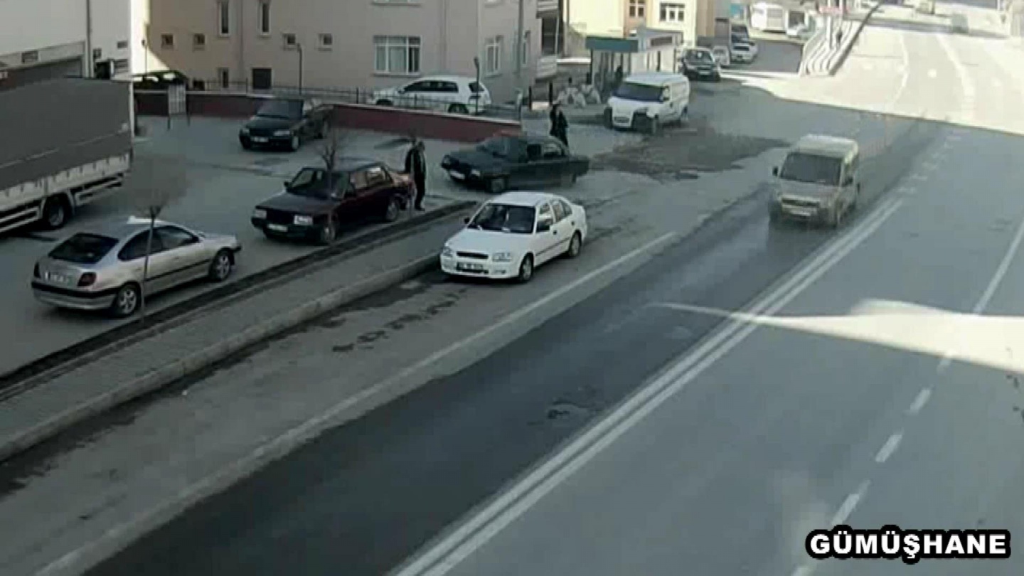 Gümüşhane’de ki kazalar MOBESE kameralarına yansıdı 1