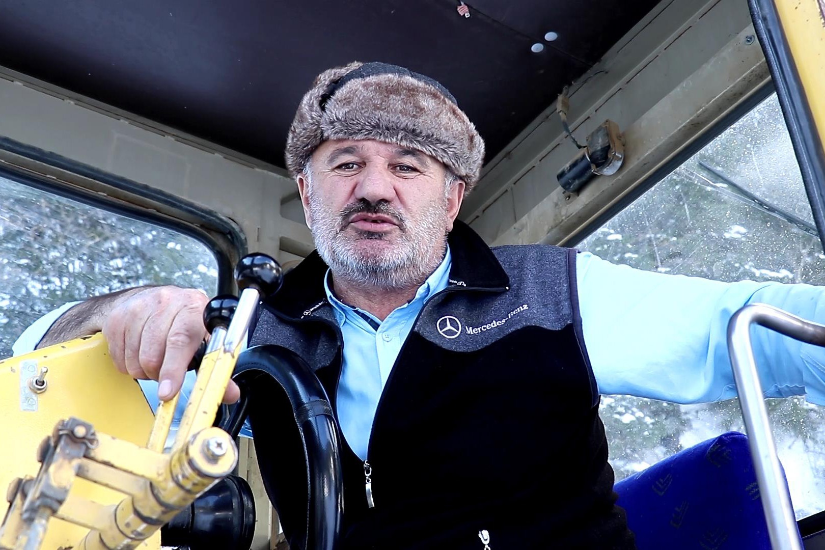 Cenazeye gitmek için yola çıktılar fakat kara saplandılar 1