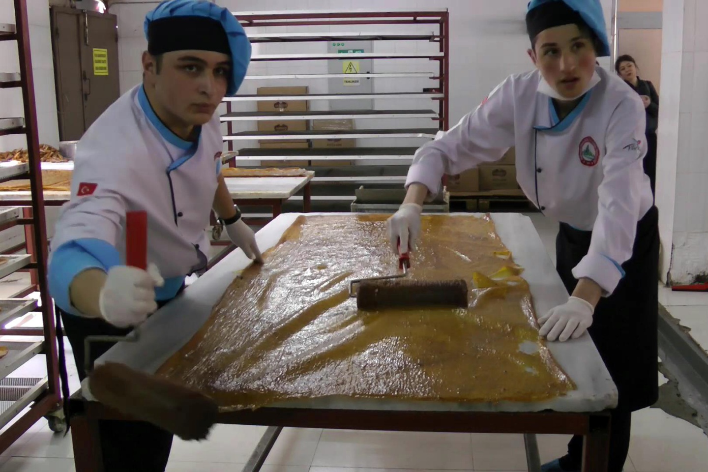 Geleceğin pestil-köme üreticileri işbaşında 3