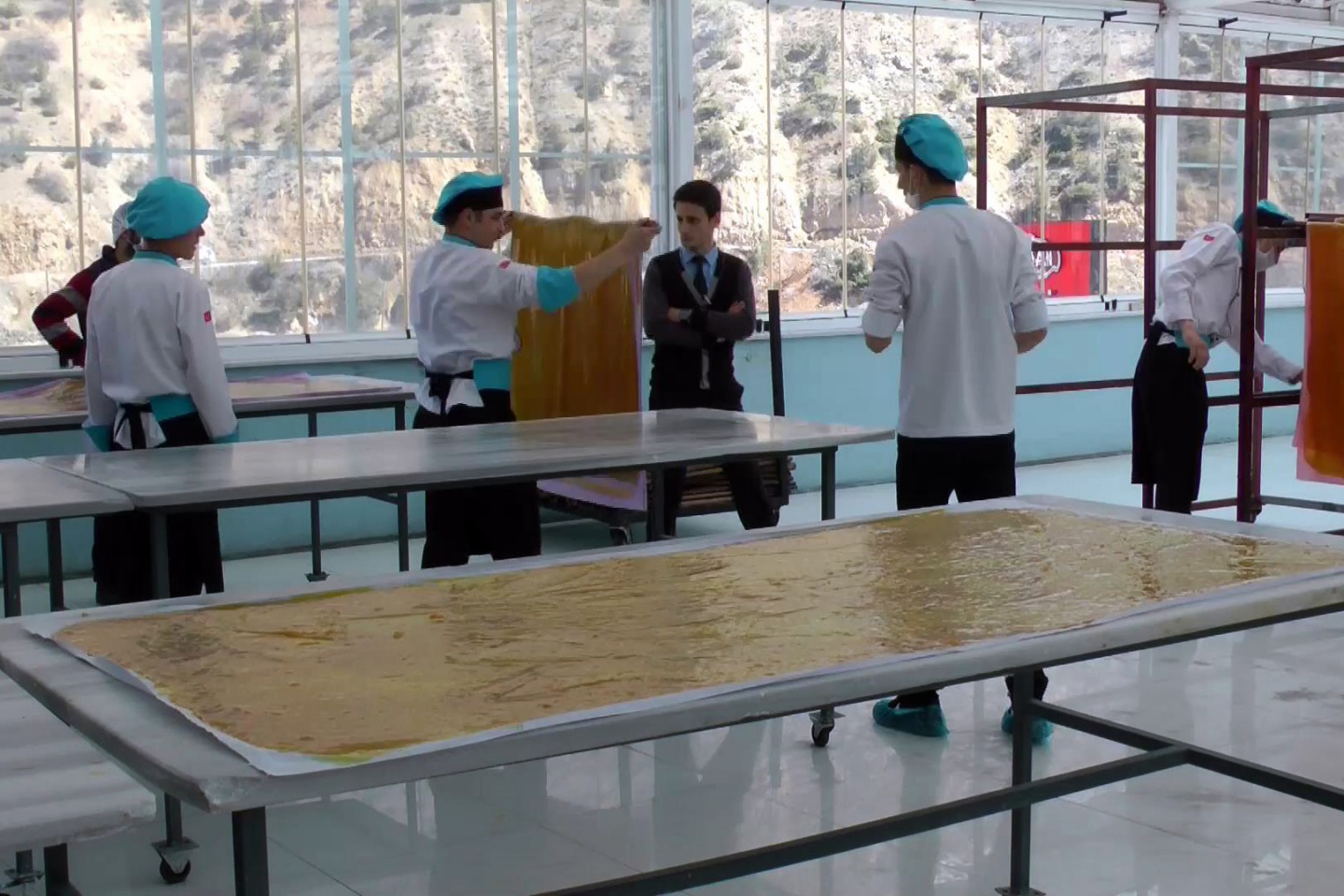 Geleceğin pestil-köme üreticileri işbaşında 7