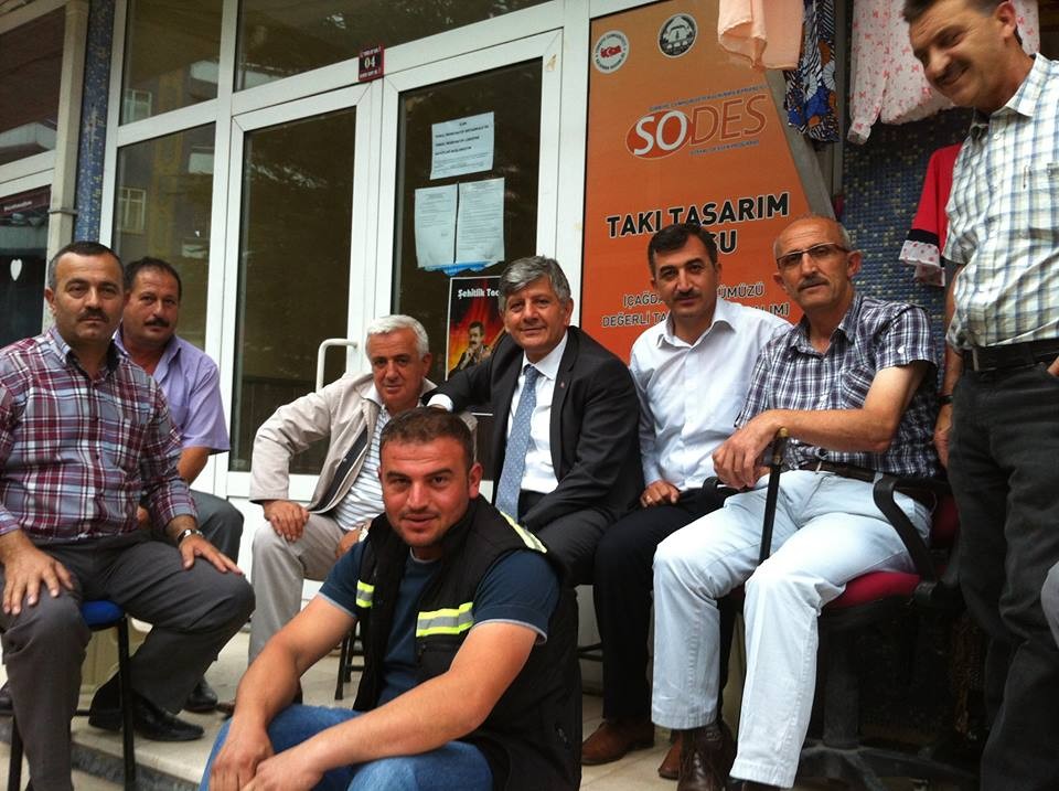 Milletvekili Aydın Gümüşhane’de Çalınmadık Kapı Sıkılmadık El Bırakmıyor 6