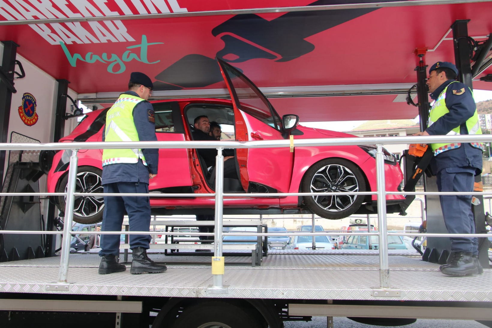 Jandarma’dan trafik eğitimleri 8