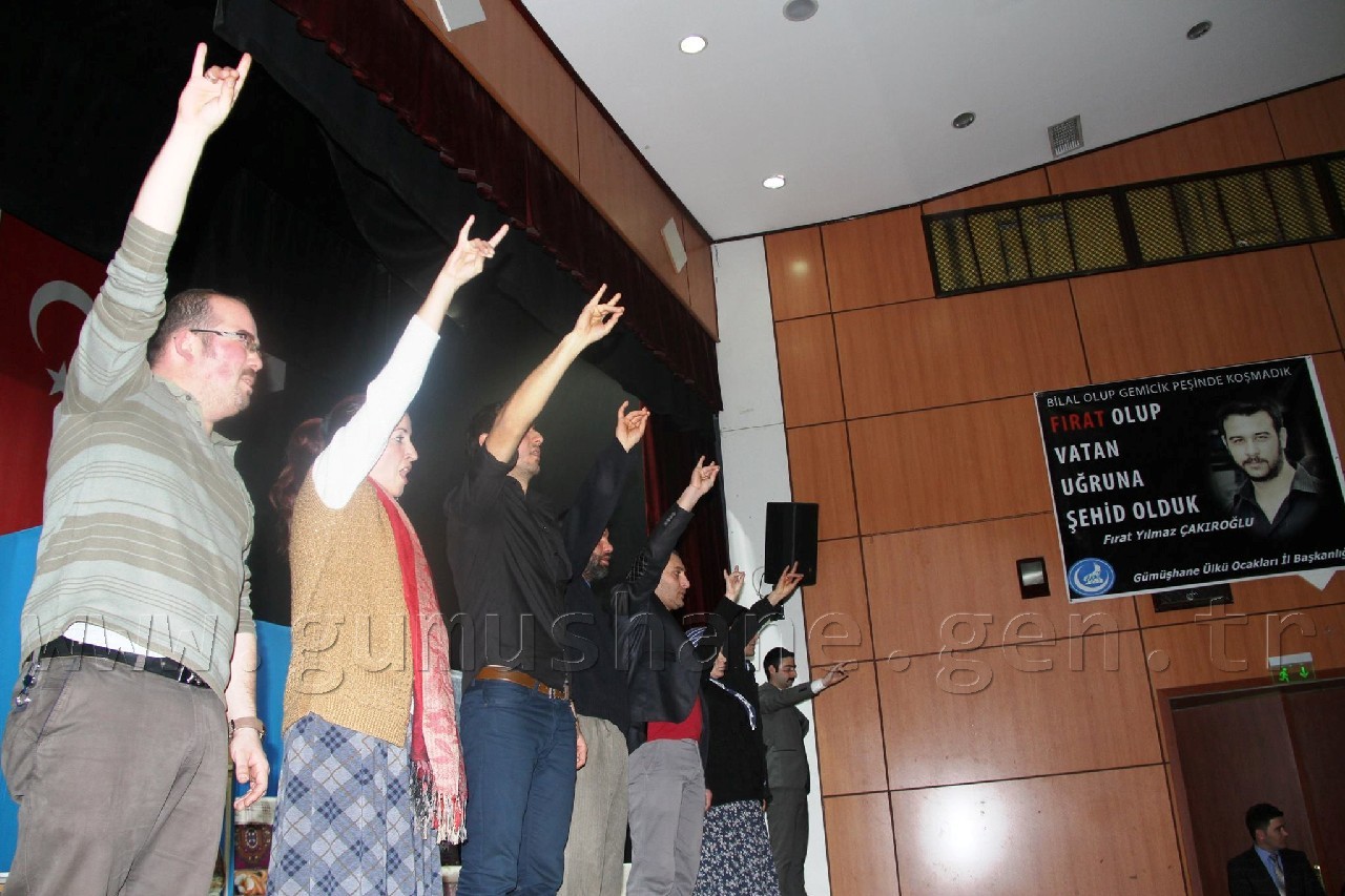 'Bir Nesil Yargılanıyor' sahnelendi 6