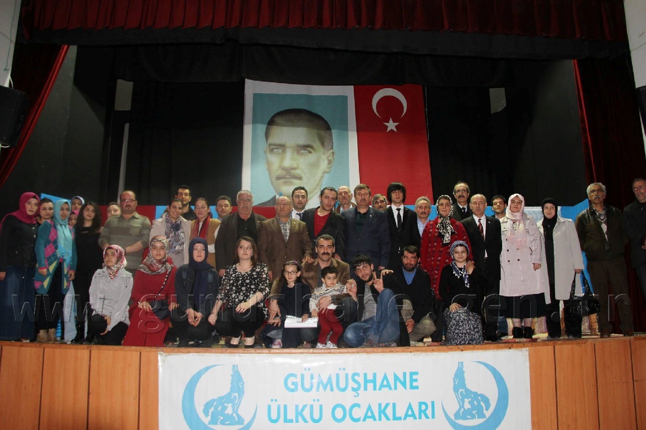 'Bir Nesil Yargılanıyor' sahnelendi 7