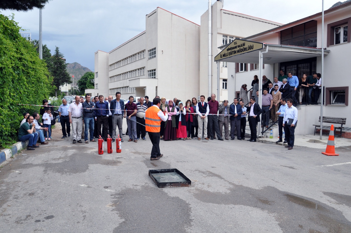 Milli Eğitim Müdürlüğünde yangın tatbikatı 3