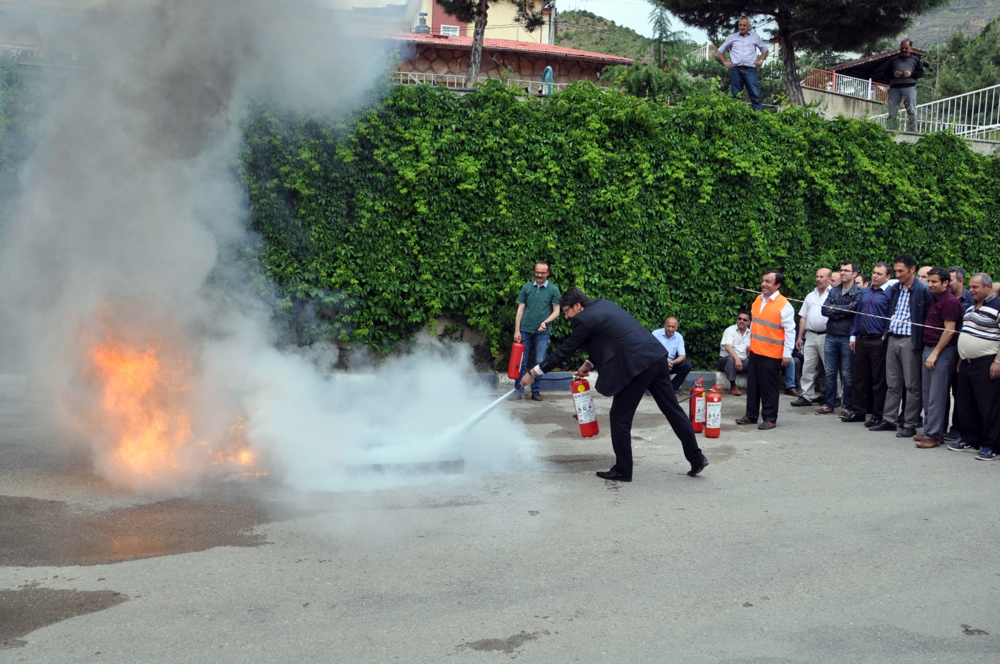 Milli Eğitim Müdürlüğünde yangın tatbikatı 6