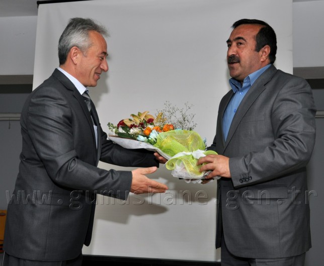 Gümüşhaneli Öğrenciler Okuyor 10