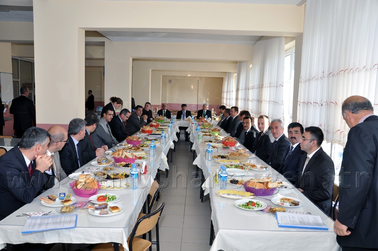 Gümüşhane’de Eğitim Değerlendirme Toplantısı Yapıldı 1