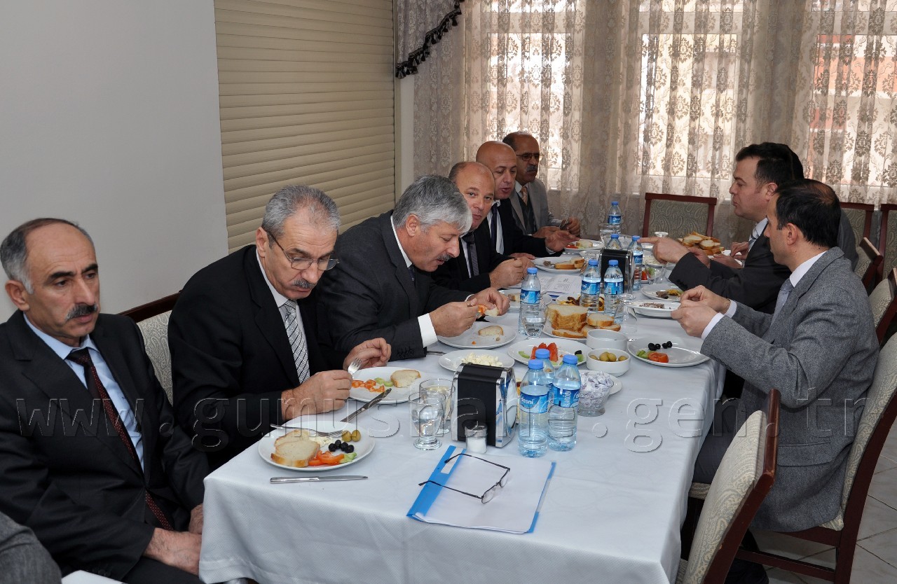 Milli Eğitim Müdürlüğü'nün Değerlendirme Toplantıları Devam Ediyor 4