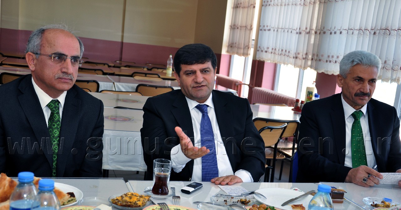 Gümüşhane’de Eğitim Değerlendirme Toplantısı Yapıldı 6