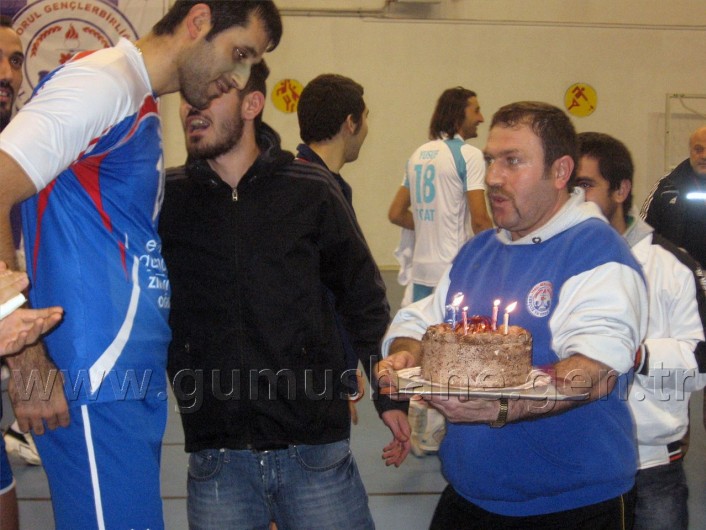 Torul Seriye Bağladı: 3-0 12