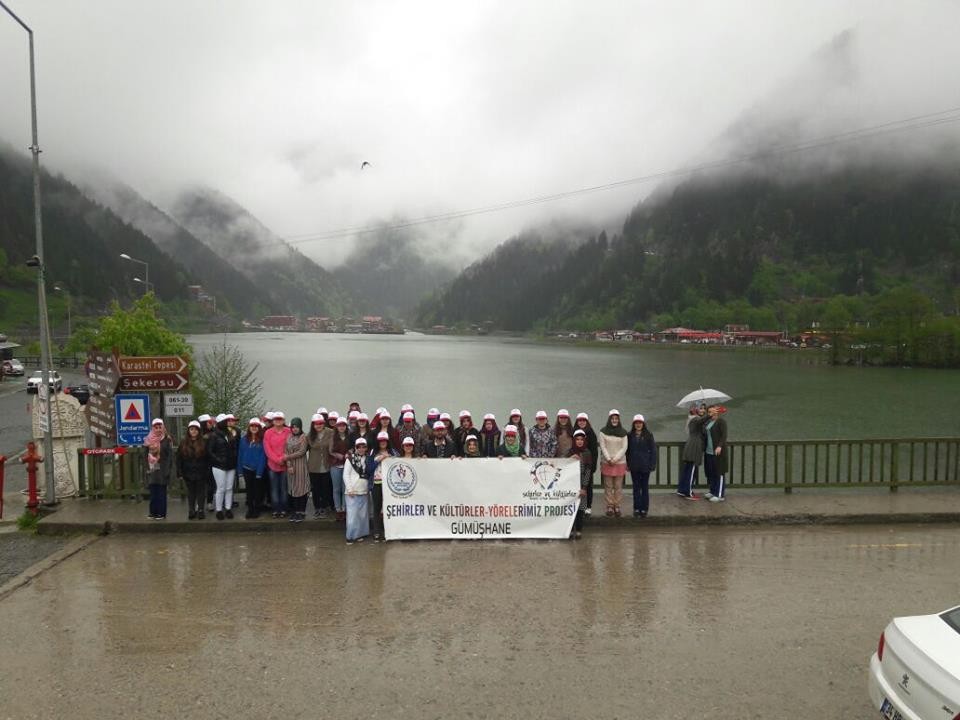 Gümüşhane'de 520 genç çevre illeri gezdi 13