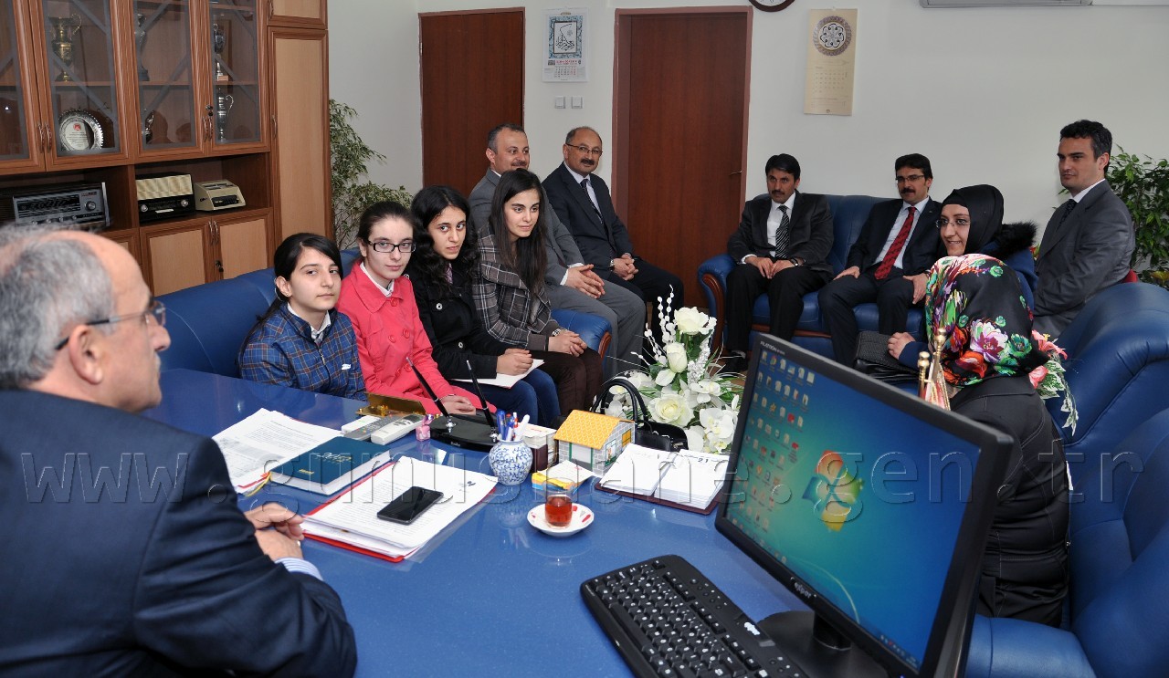 Gümüşhane Proje Yarışmasında Birinci ve Üçüncü Çıkardı 2