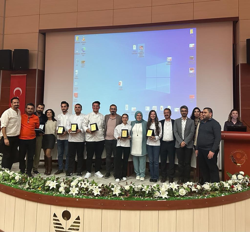 Turizm Fakültesi’nde oryantasyon programı ve ödül töreni düzenlendi 4