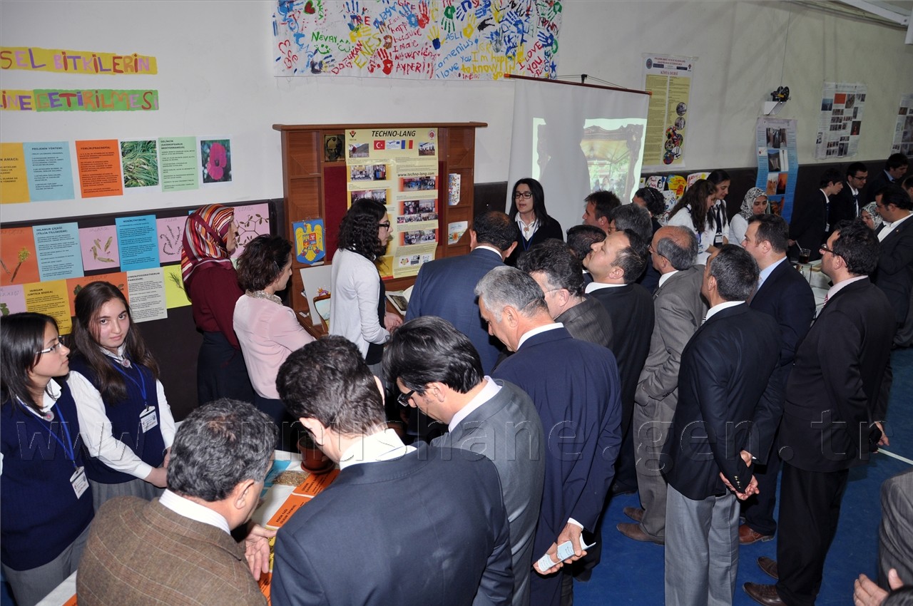 Gümüşhane'de Tübitak Bilim Fuarı Açıldı 8