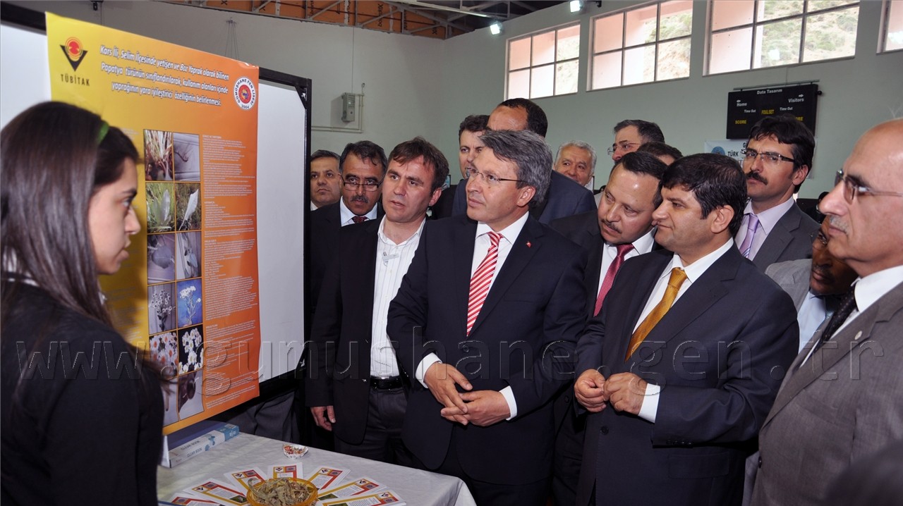 Gümüşhane'de Tübitak Bilim Fuarı Açıldı 3