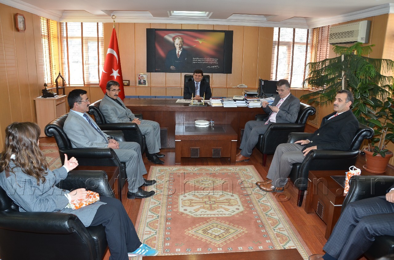 Vali Mayda Başarılı Öğrencileri Kabul Etti 4