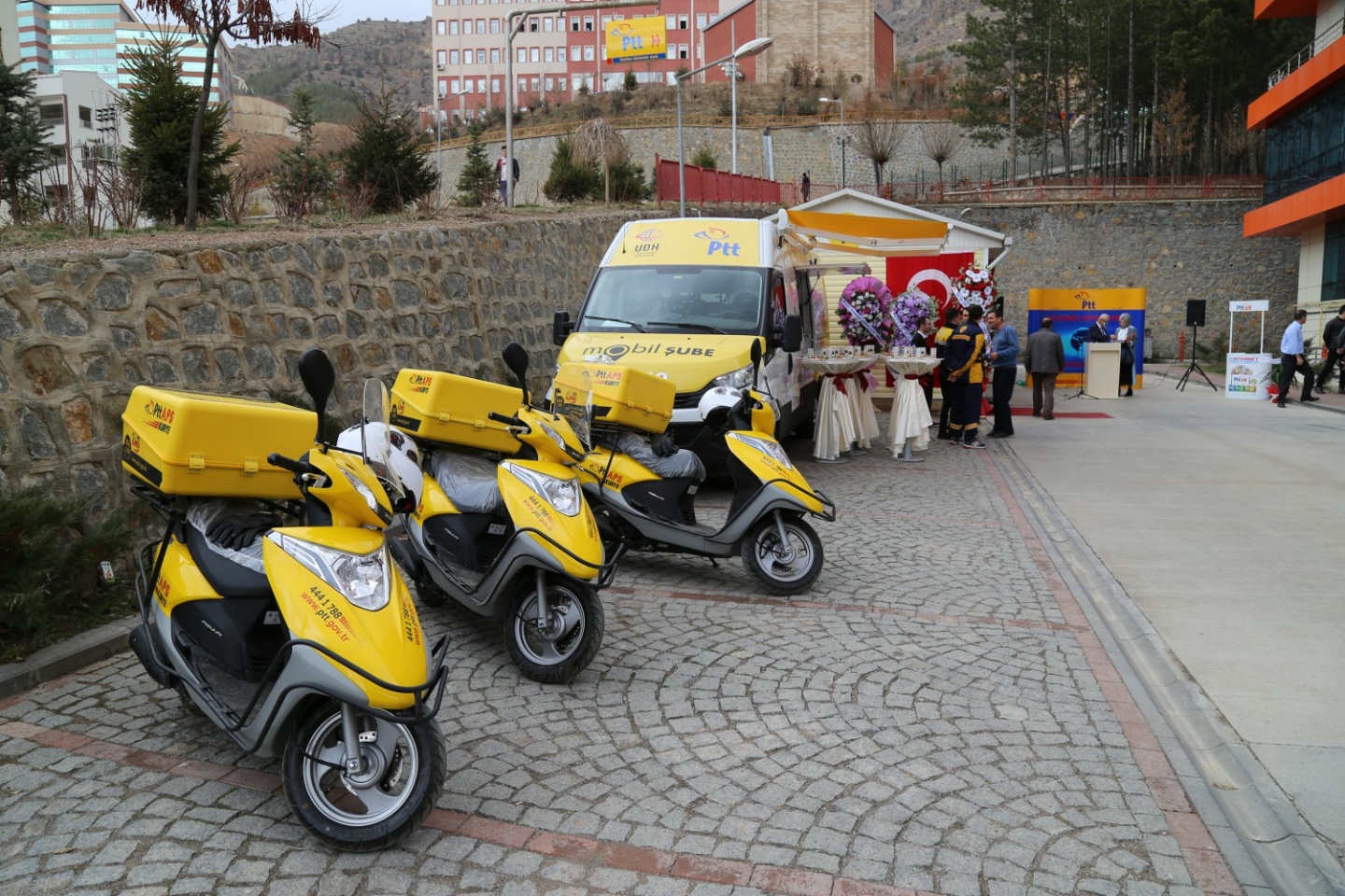 Gümüşhane Üniversitesinde PTT şubesi açıldı 2