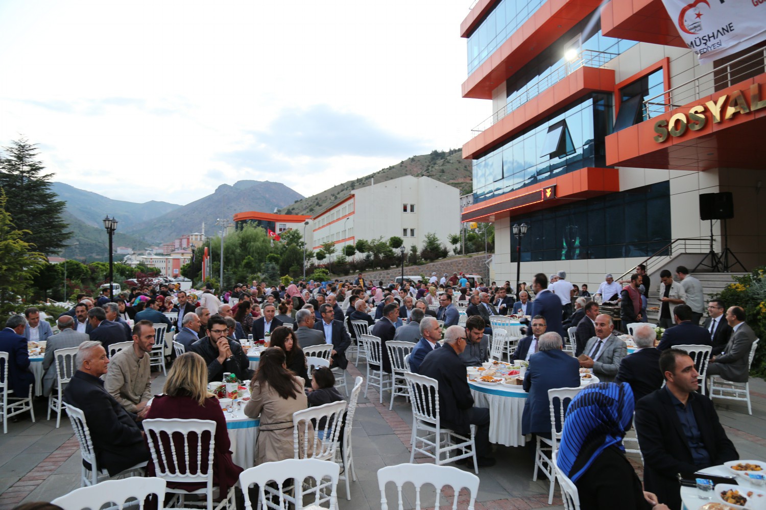 Gümüşhane Üniversitesinde geniş katılımlı iftar  4
