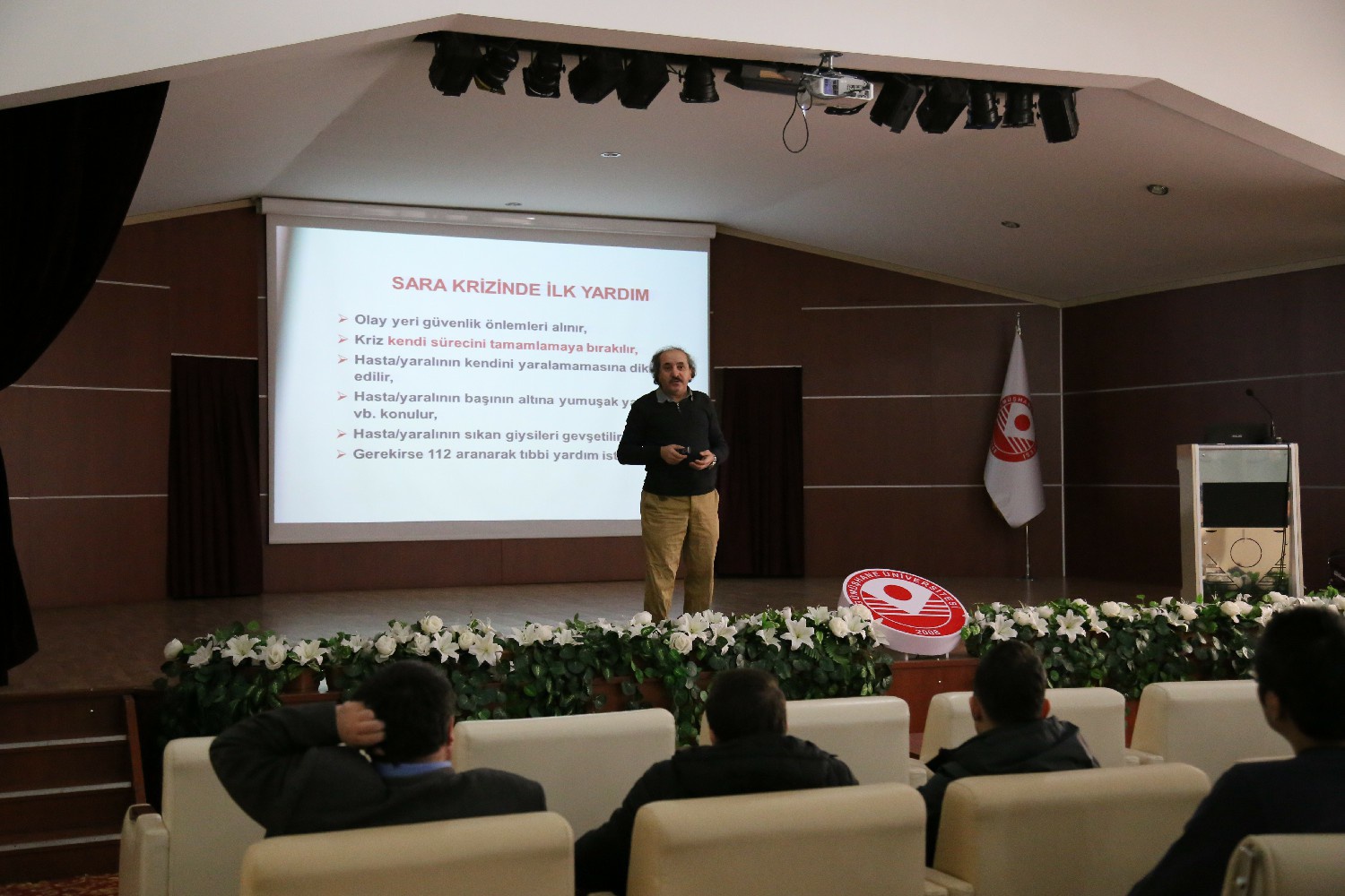 GÜ personeline acil durumlara müdahale eğitimleri verildi 13