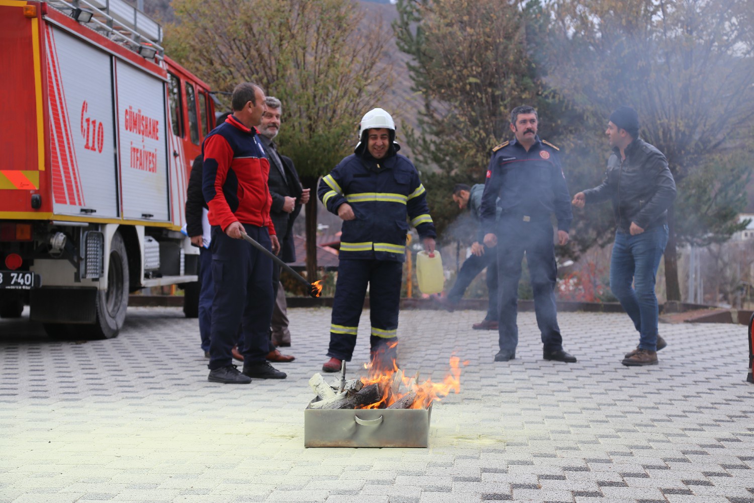 GÜ personeline acil durumlara müdahale eğitimleri verildi 11