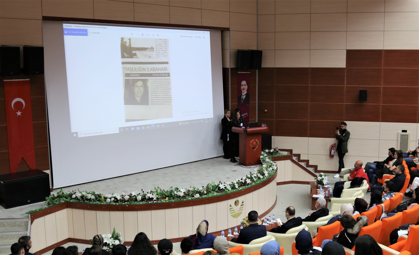 Bir gün boyunca yaşlılara refakat ettiler 3