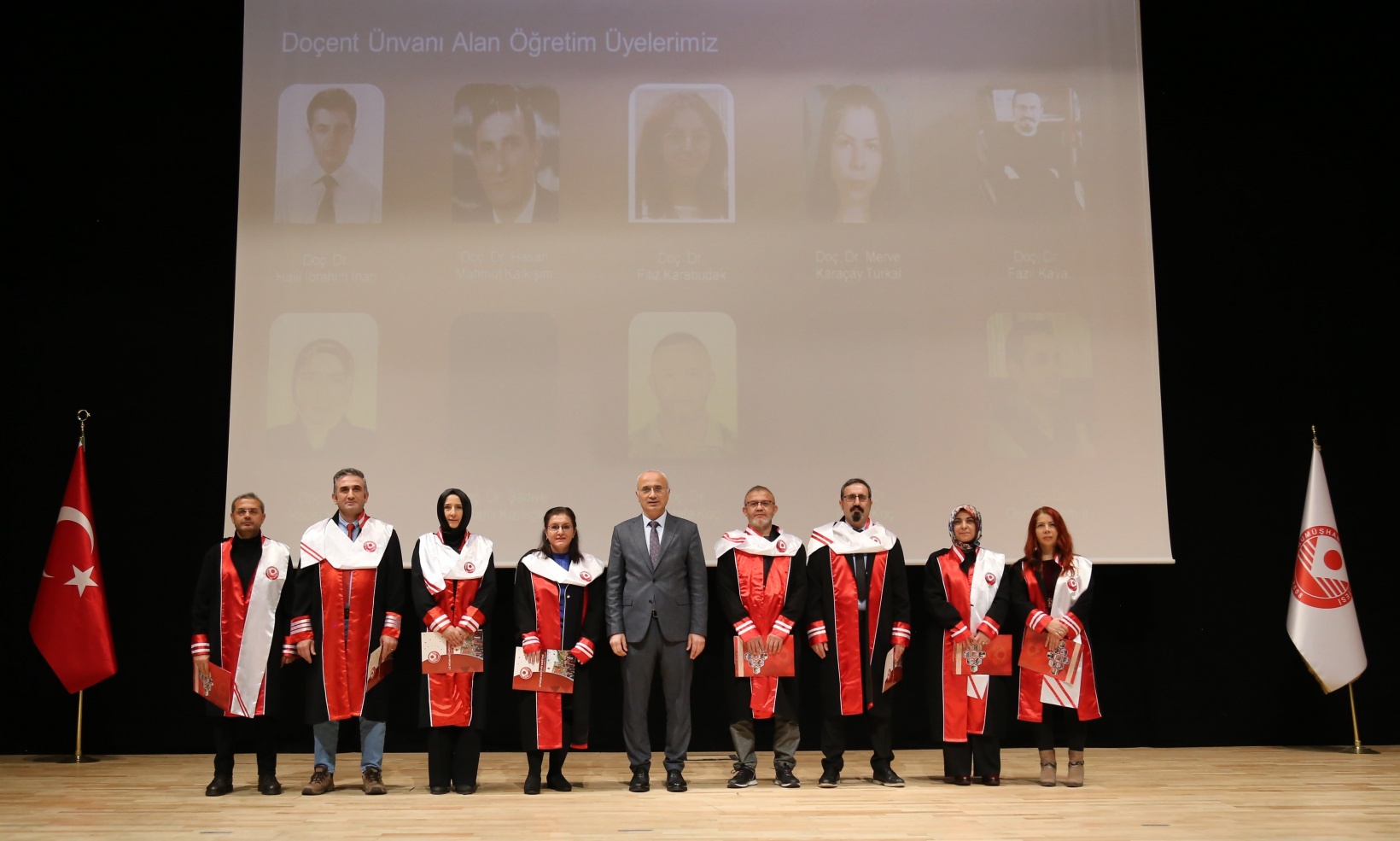 GÜ’de akademik berat ve ödül töreni düzenlendi 8