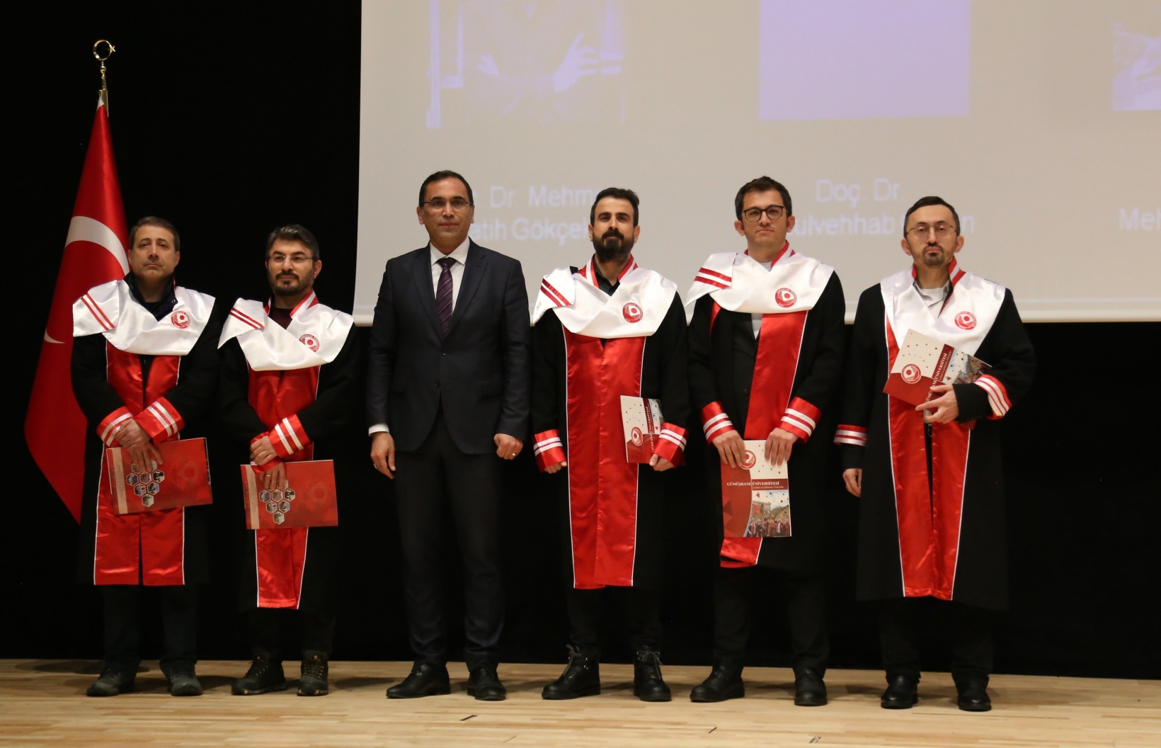 GÜ’de akademik berat ve ödül töreni düzenlendi 11