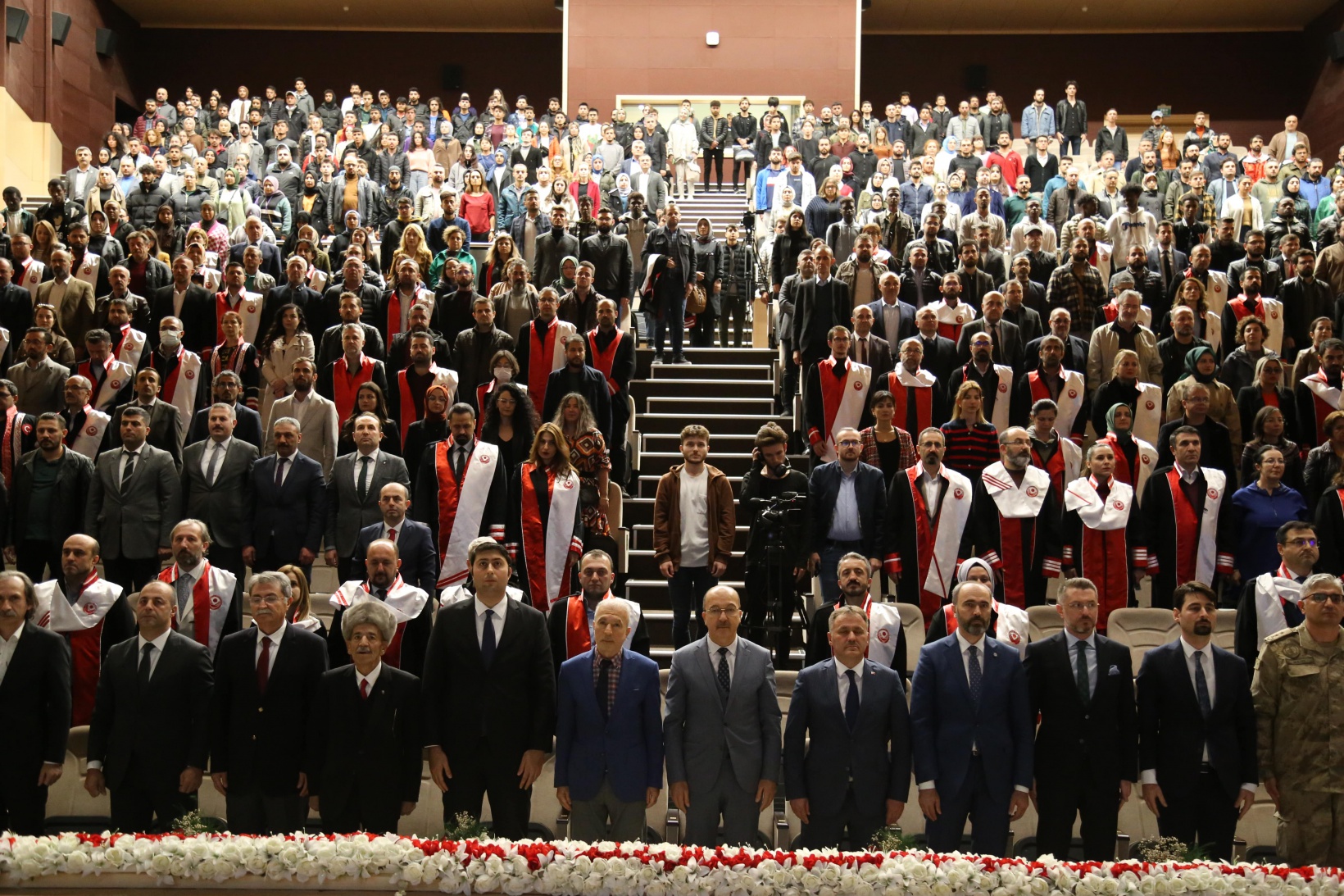 GÜ’de akademik yıl açılış töreni gerçekleştirildi 6