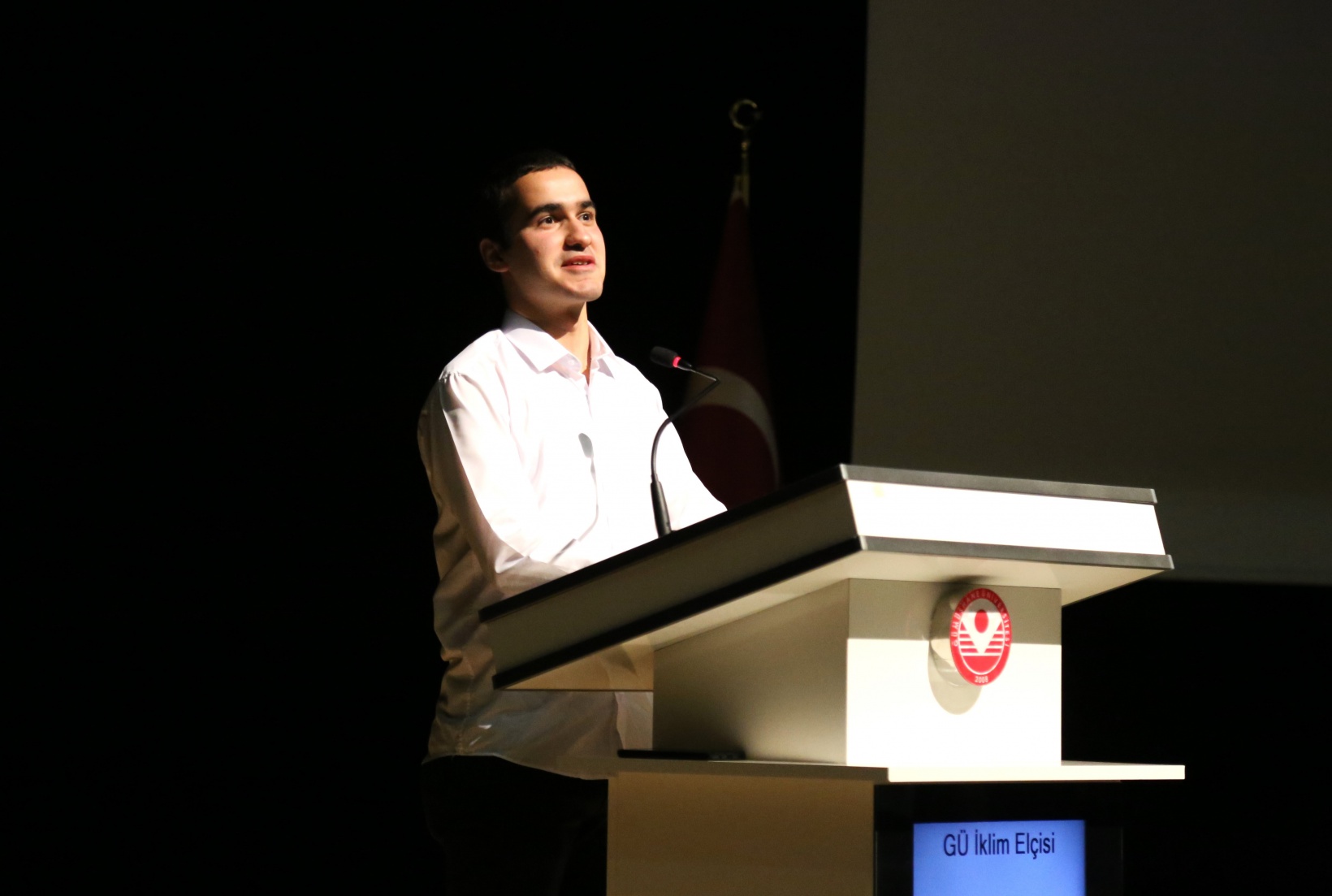 GÜ’de akademik yıl açılış töreni gerçekleştirildi 7