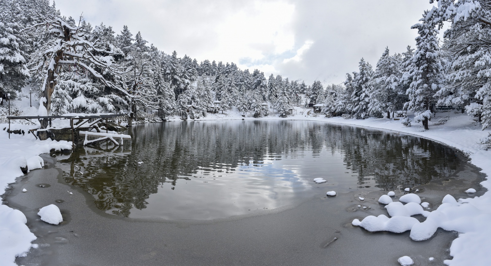 Beyazın en çok yakıştığı yer: Limni Gölü 4