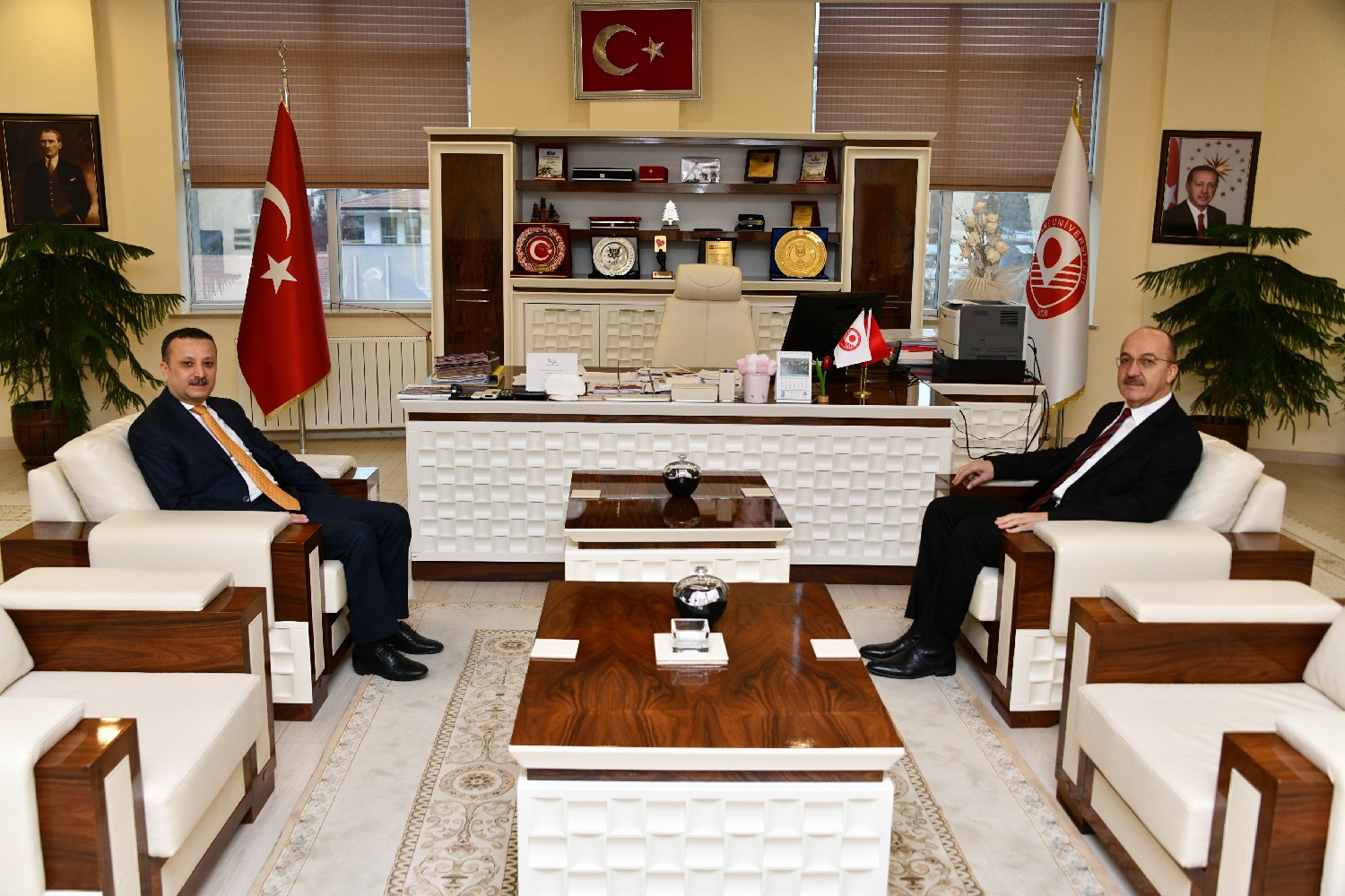 Vali Taşbilek’ten Rektör Zeybek’e iade-i ziyaret 2