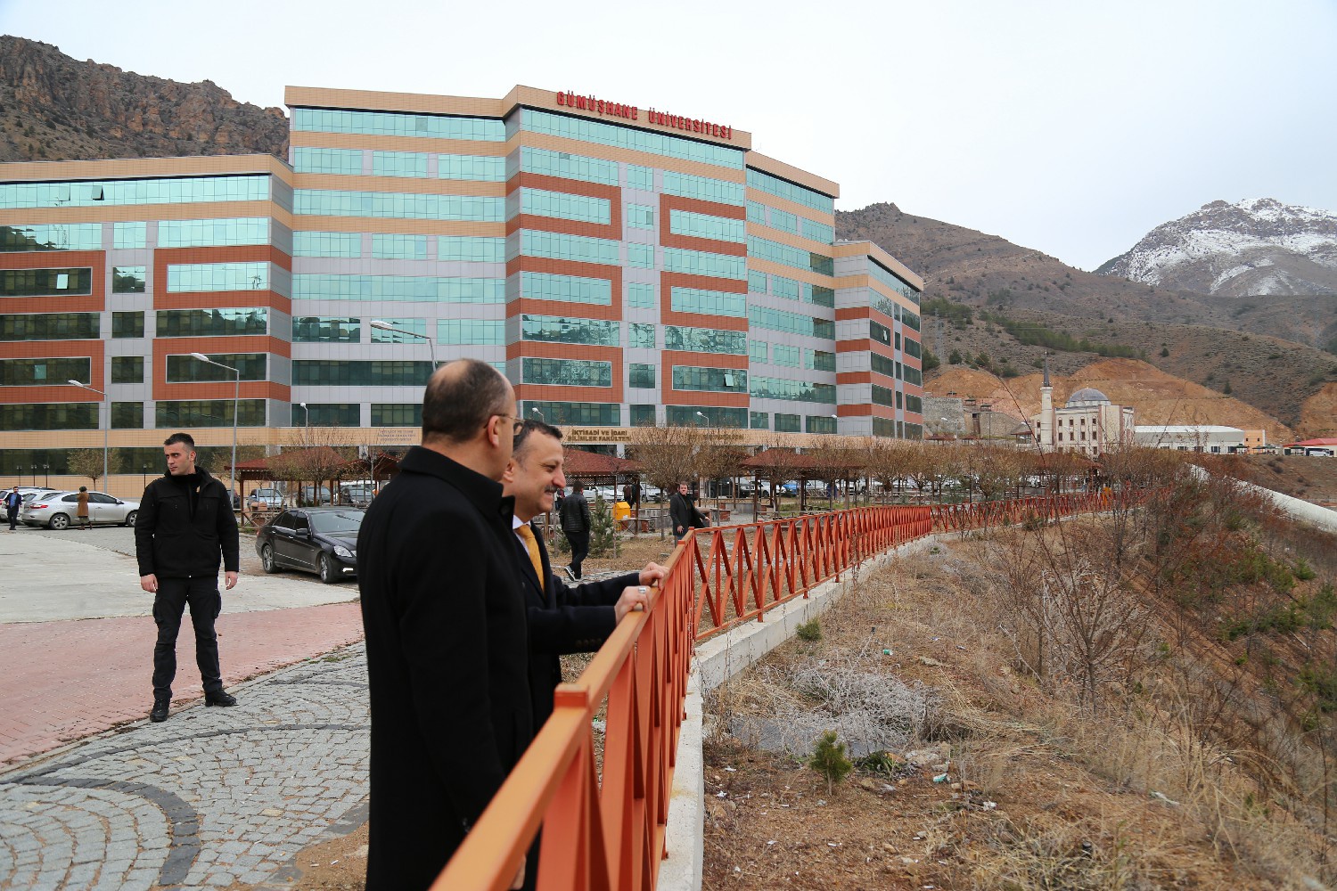 Vali Taşbilek’ten Rektör Zeybek’e iade-i ziyaret 4