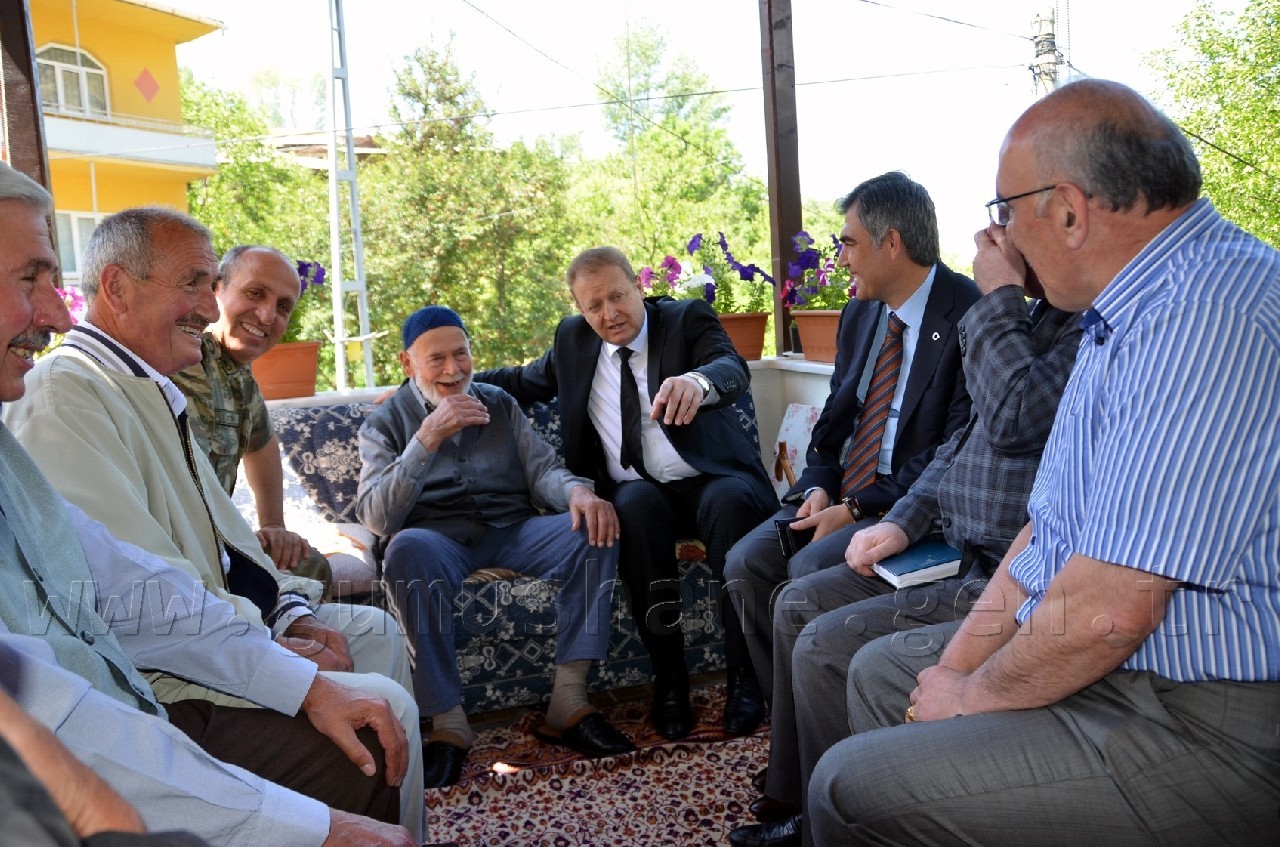 Vali Yavuz, Kore Gazilerini Ziyaret Etti 6