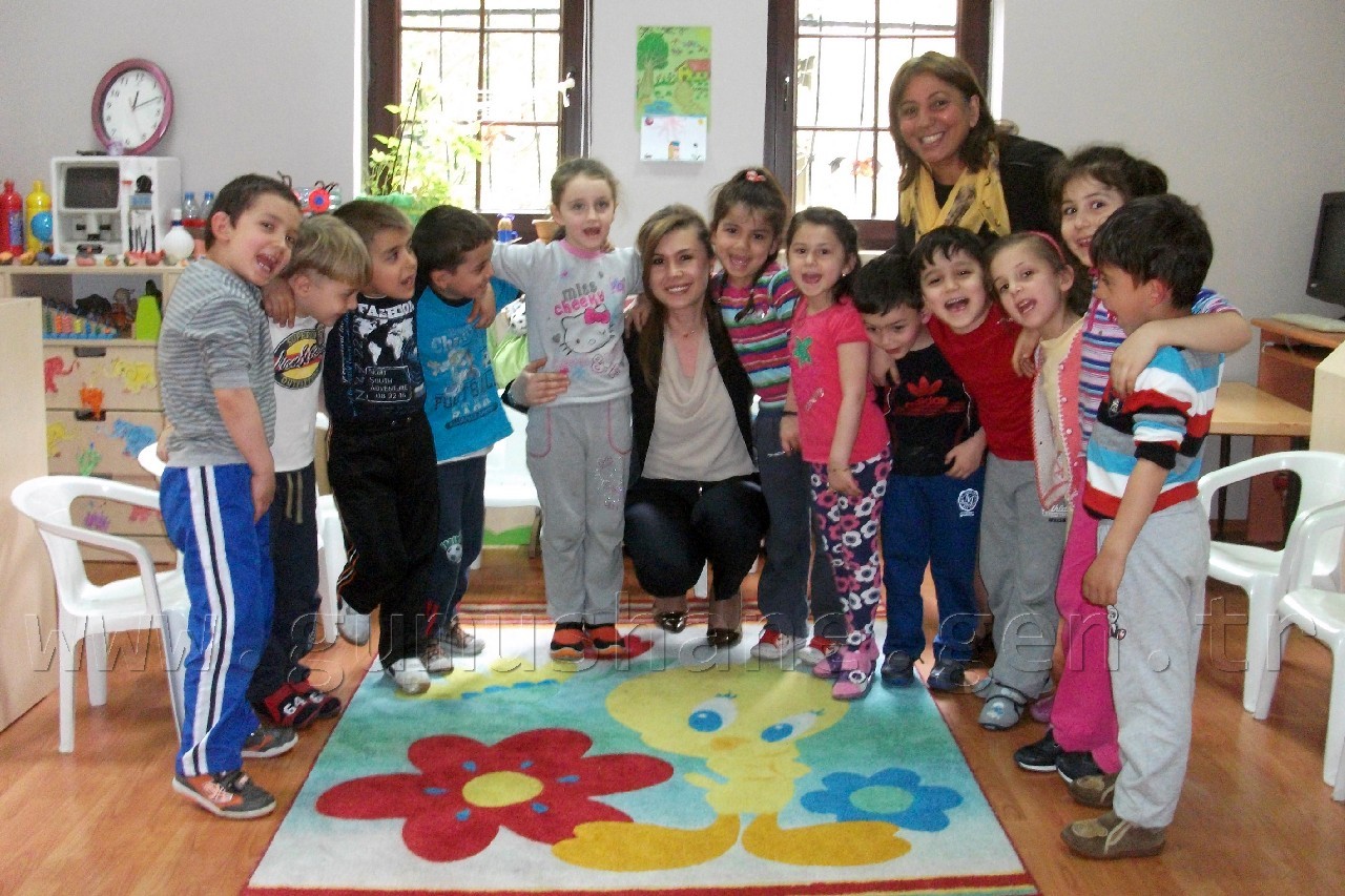 Vali Miniklere Masal Anlattı 1