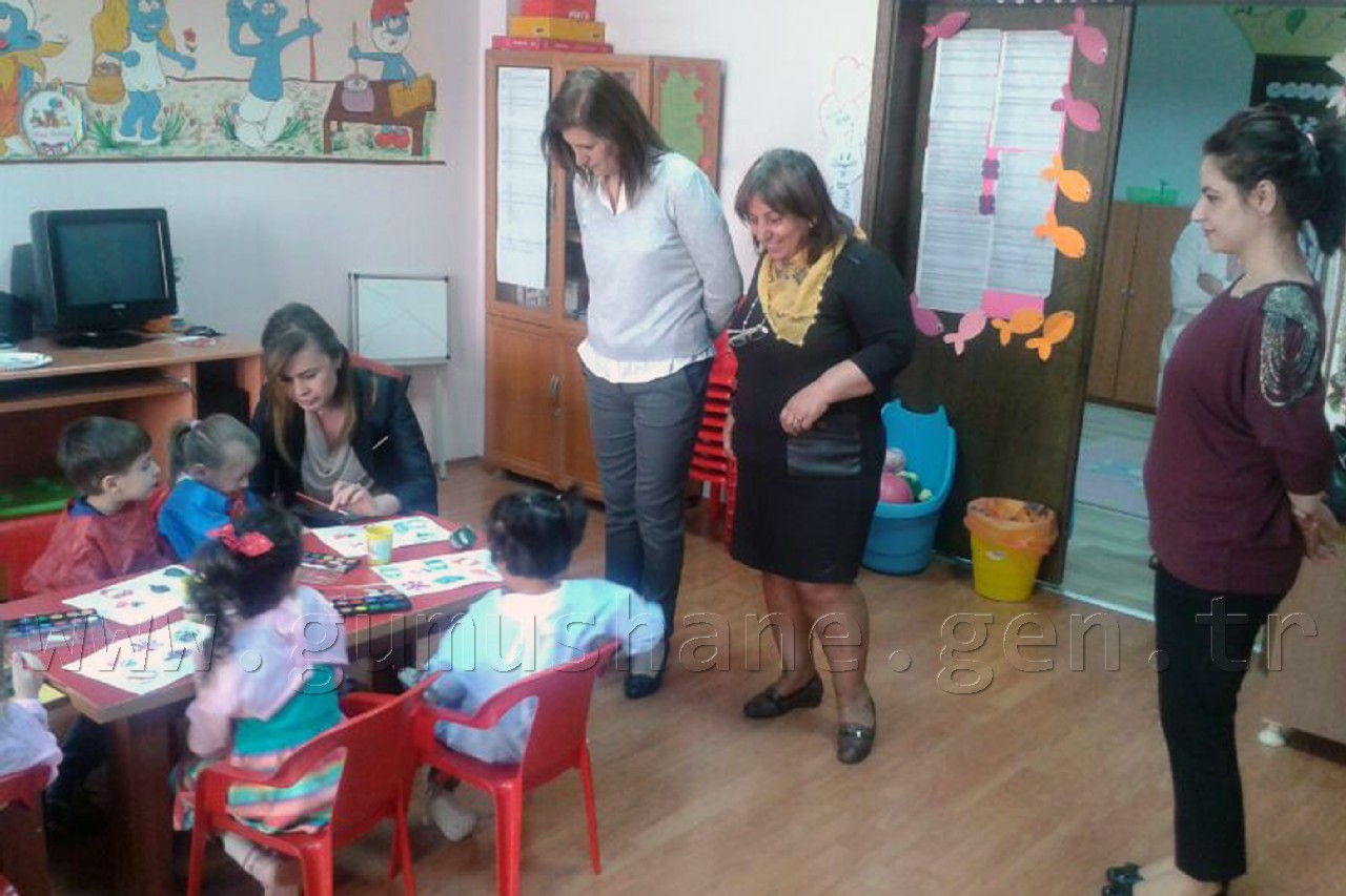 Vali Miniklere Masal Anlattı 4