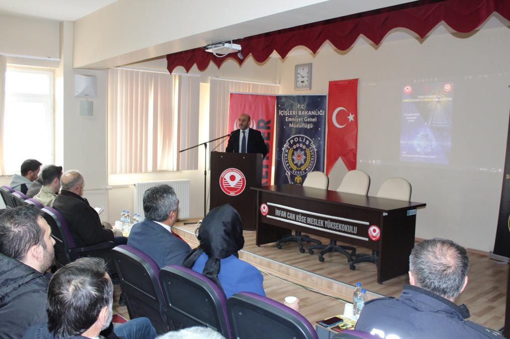 Köse’de gençlere Siber Güvenlik, Narkorehber ve Narkogençlik anlatıldı 4