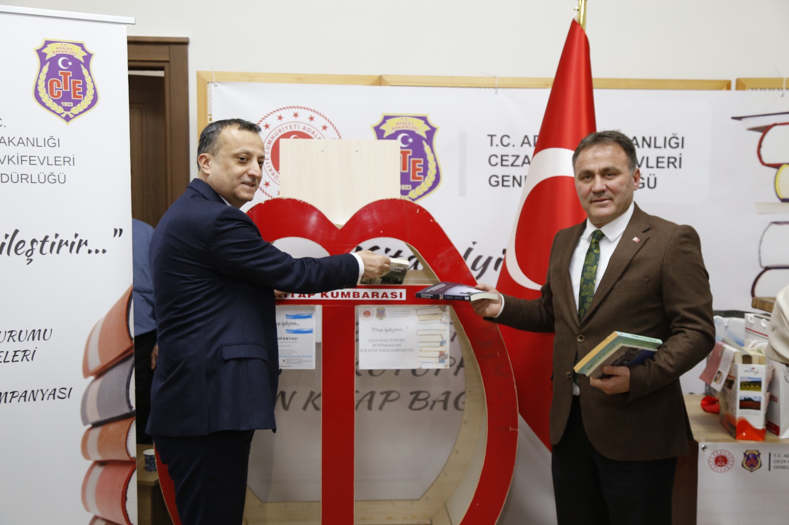 Gümüşhane’de hükümlüler için kitap bağış kampanyası başlatıldı 4