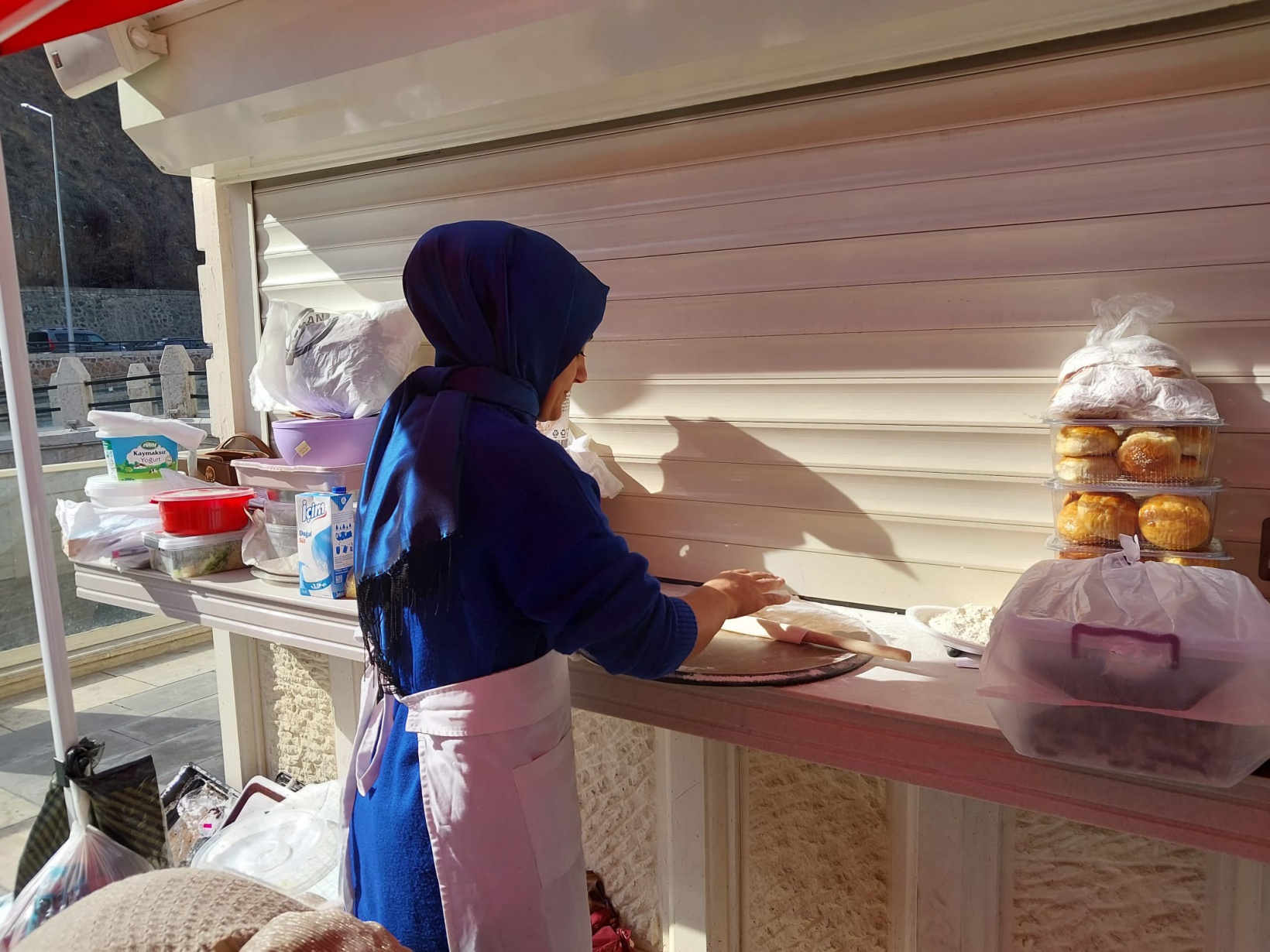 Yunus Emre bebek için yapılan kermese yoğun ilgi 6